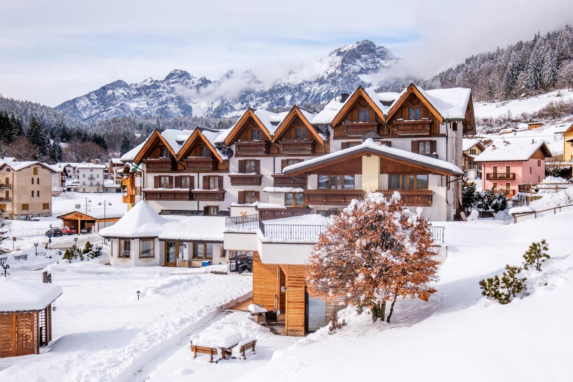Il Piccolo Dolomiti Resort Andalo Luaran gambar