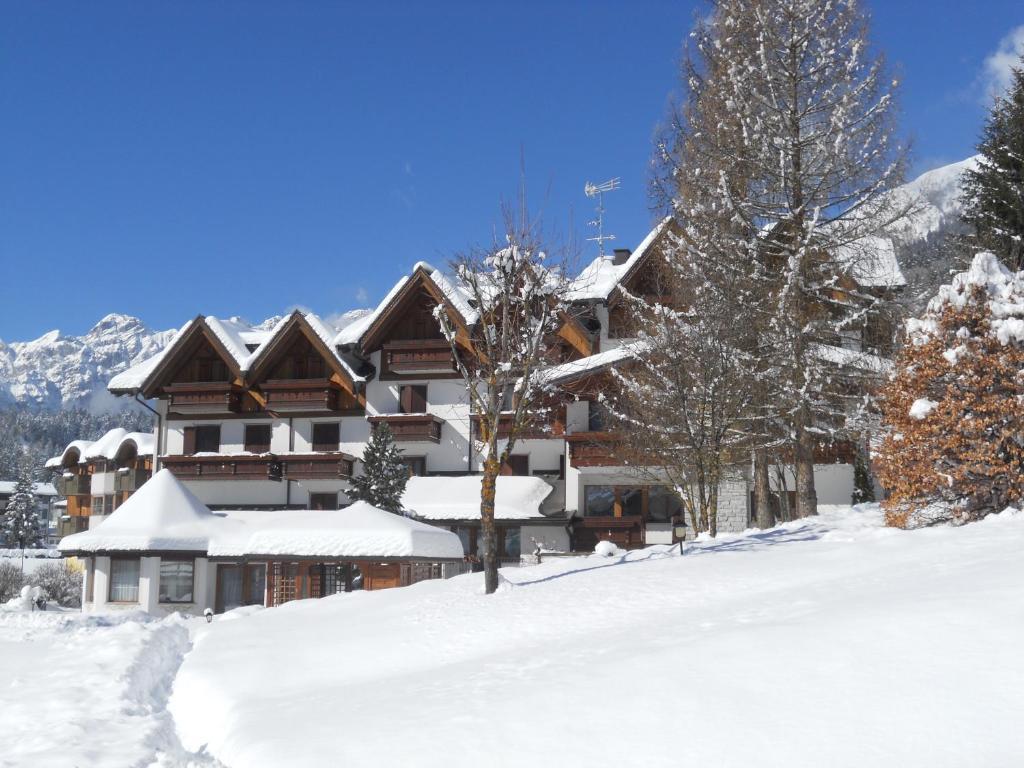Il Piccolo Dolomiti Resort Andalo Luaran gambar